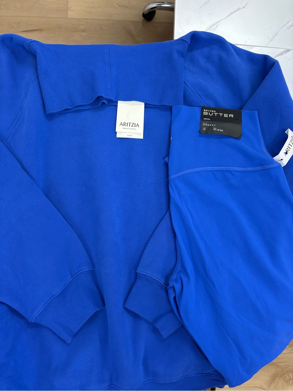 NWT aritzia jazz blue set